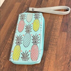 Pineapple Print Wristlet Clutch